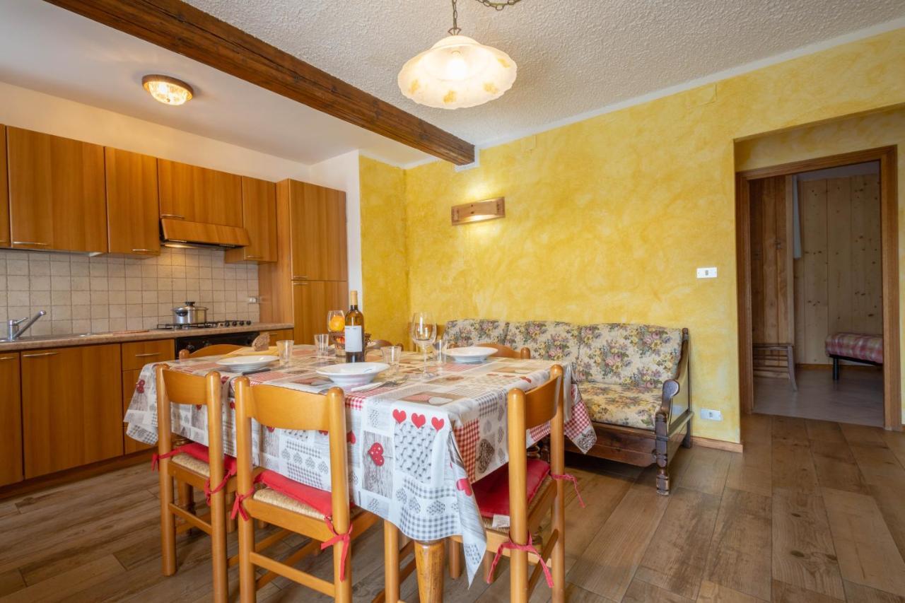 Le Vieux Noyer - Appartamenti Al Verde Villaggio Di Rumiod Saint-Pierre Ngoại thất bức ảnh